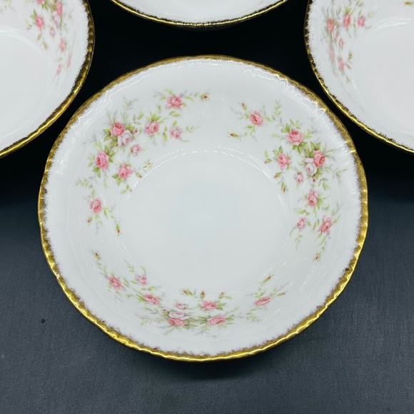Paragon Victoriana Rose Cereal Soup Bowls(Set of 4) Bone China England - Picture 3 of 5